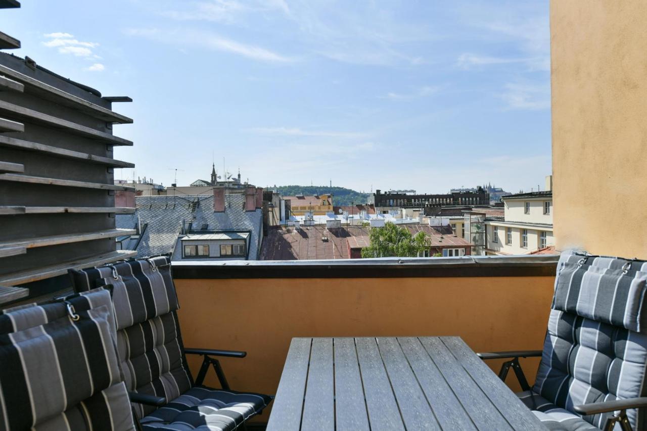Luxury Central Penthouse With Sauna, Terrace, 250M2, 5Bdrm, 3Bthrm Prága Kültér fotó